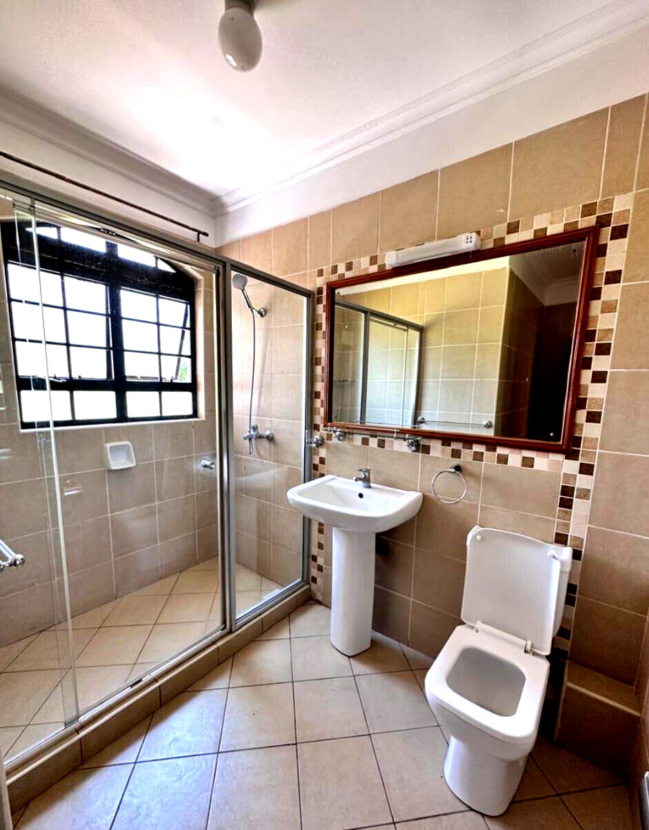 4-Ensuite Townhouse with Lush Garden & Backup Power – Karen