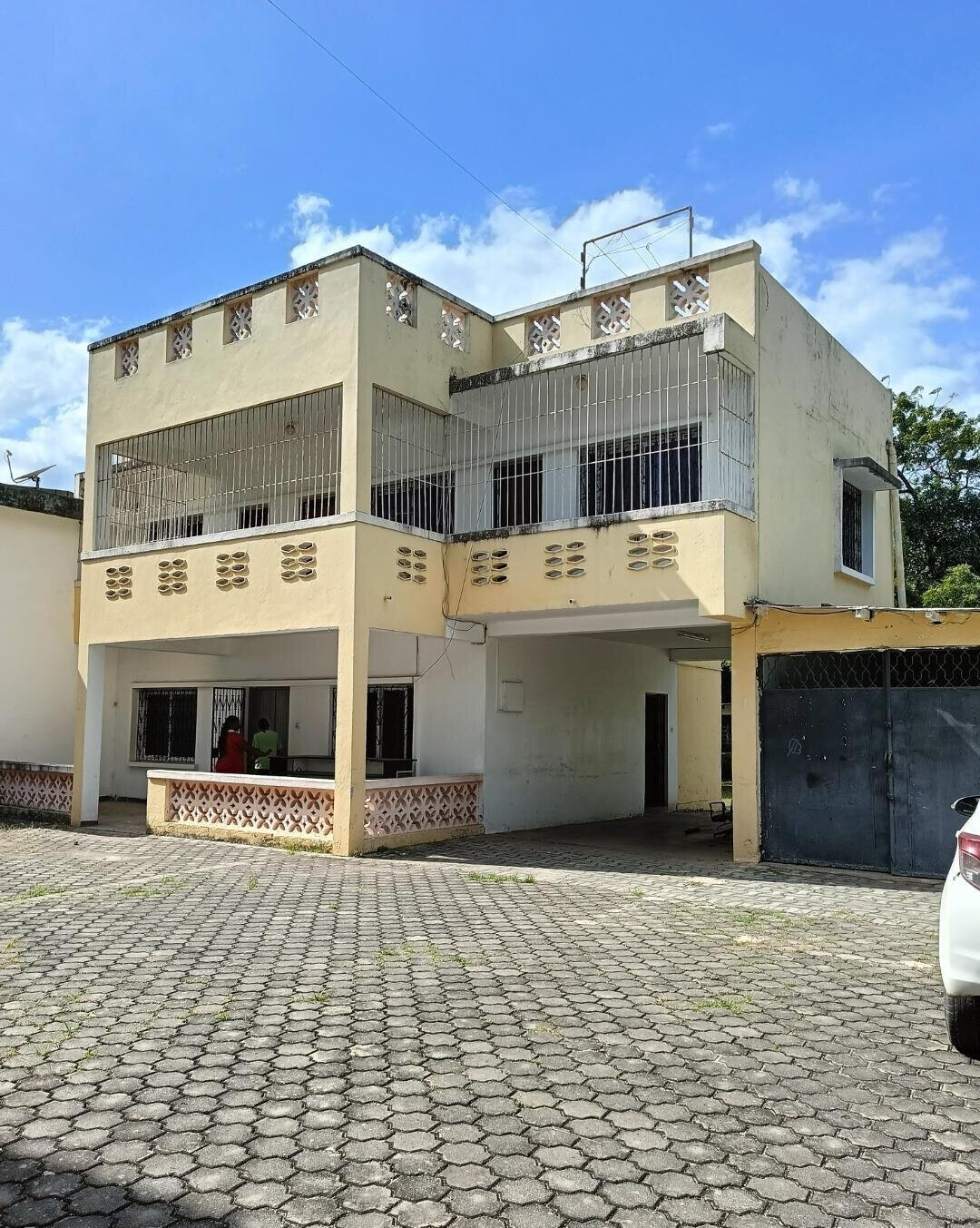 50x100 Garden Home for Rent