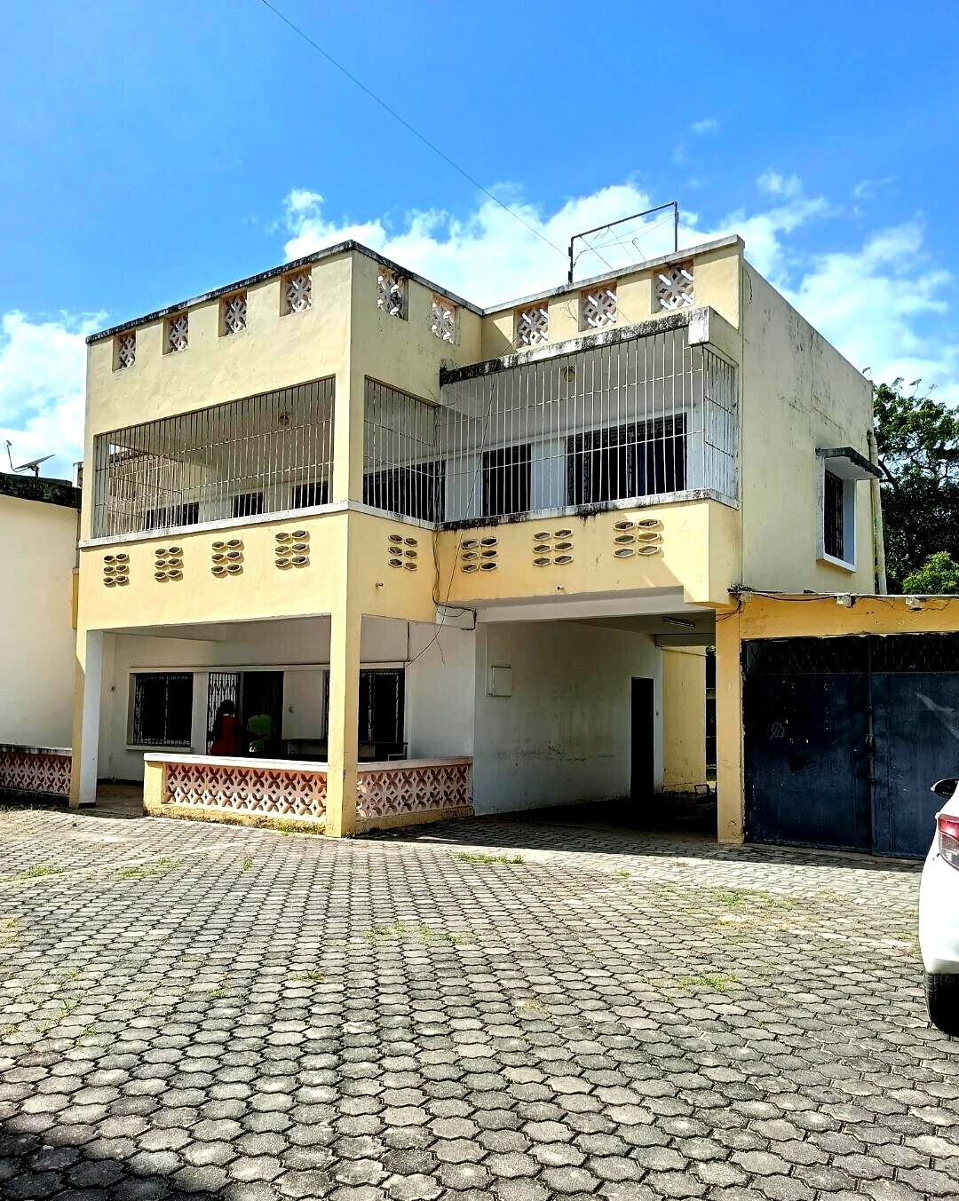 50x100 Garden Home for Rent
