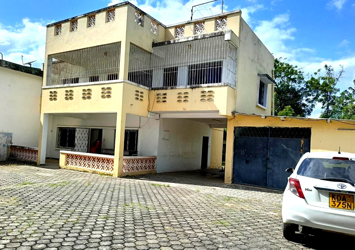 50x100 Garden Home for Rent