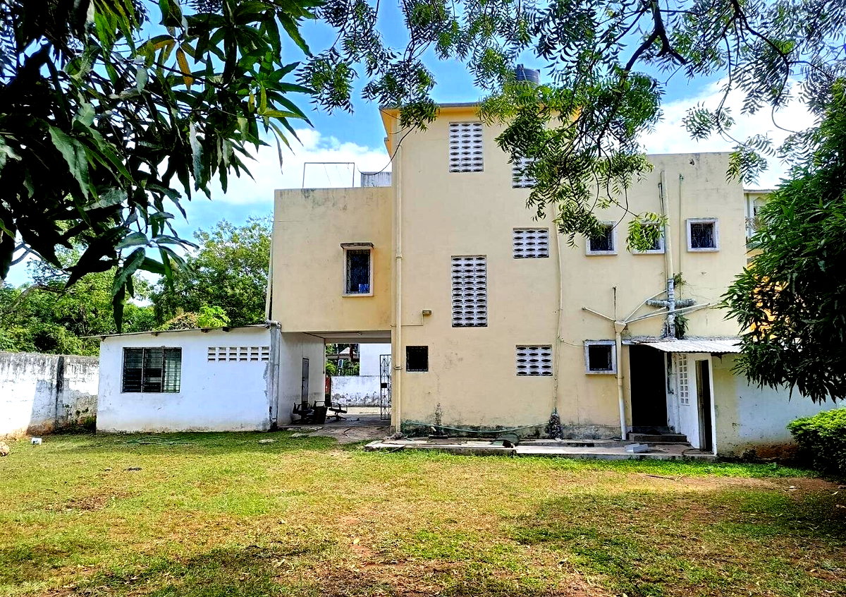 50x100 Garden Home for Rent