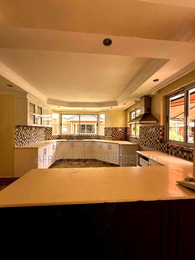 5bdrm Mansion in Lavington for sale - Image 5