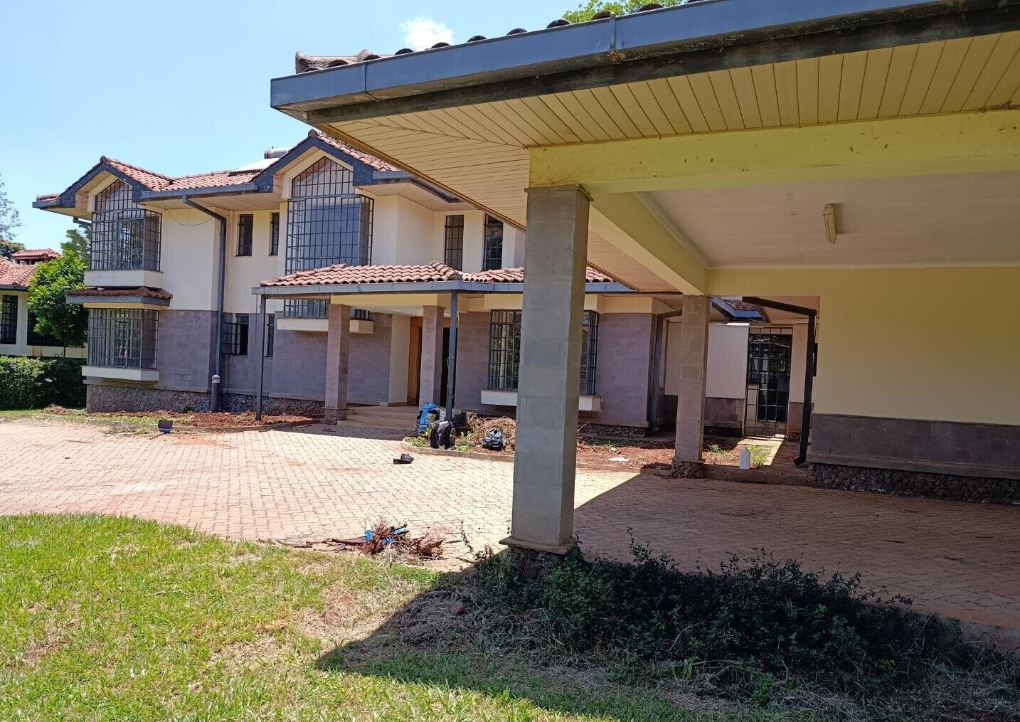4-Ensuite Townhouse with Sunken Sitting Room & Study – Karen