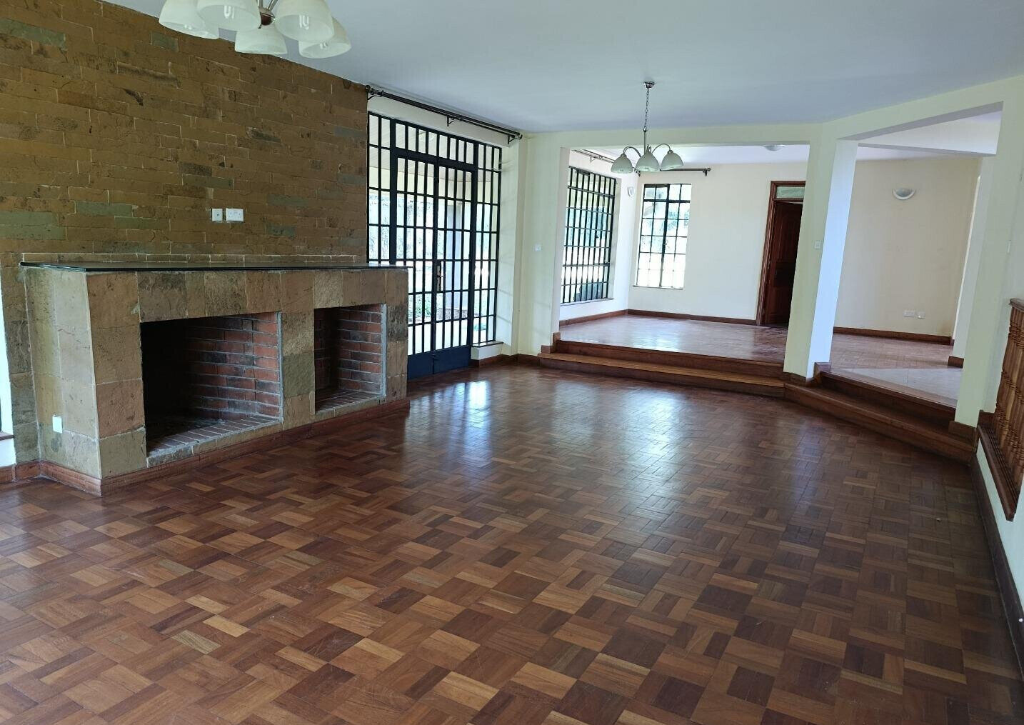 4-Ensuite Townhouse with Sunken Sitting Room & Study – Karen