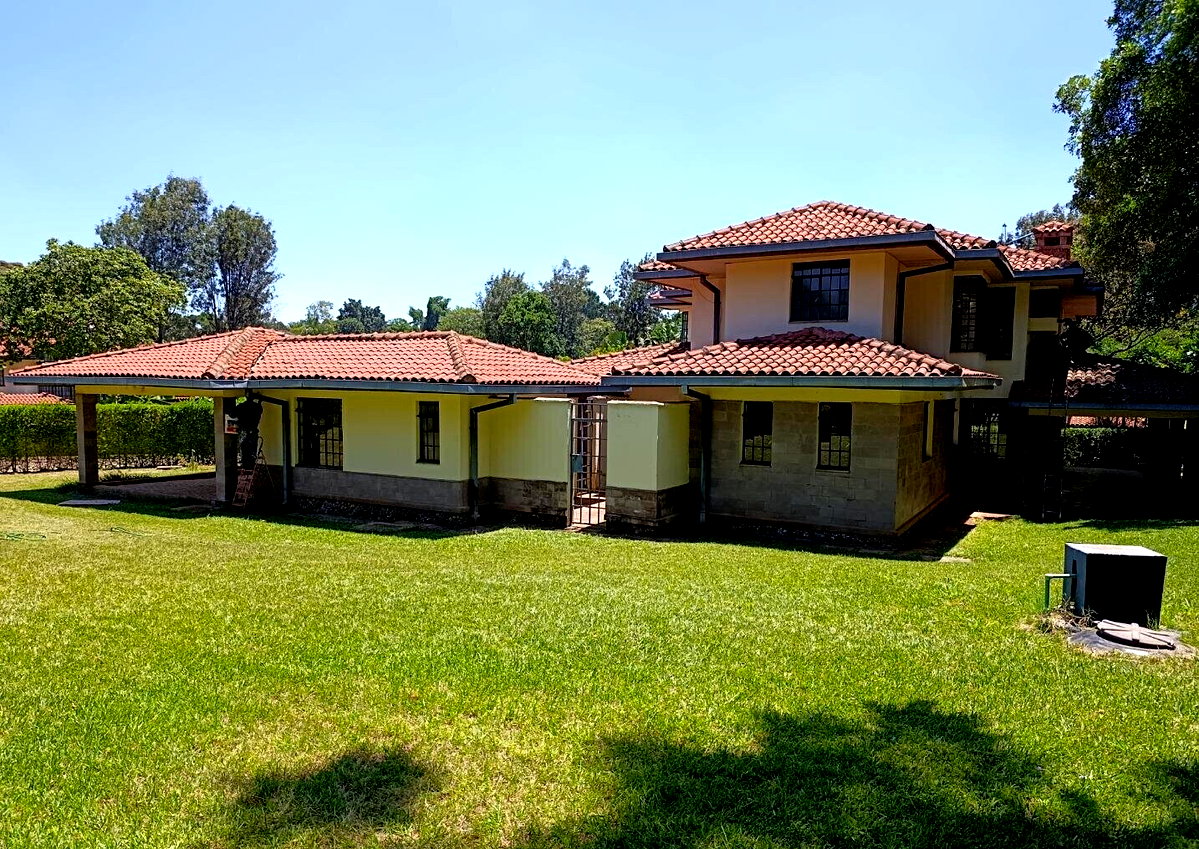 4-Ensuite Townhouse with Sunken Sitting Room & Study – Karen