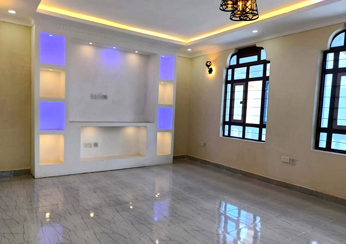 3BR Townhouse on 40x60 with Ready Title - Ruiru