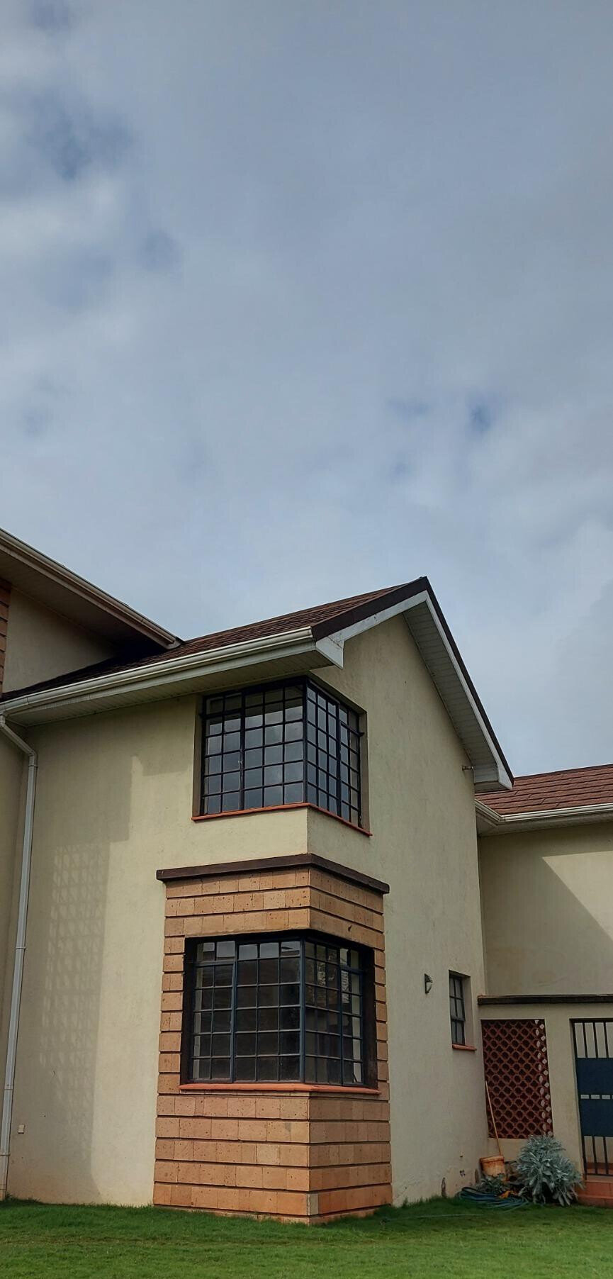 4 En-Suite Townhouse Near ISK in Gated Community - Kitisuru