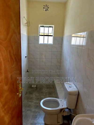 3bdrm Bungalow in Matasia, Merisho for sale - Image 8