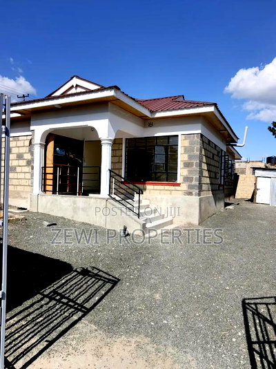 3bdrm Bungalow in Matasia, Merisho for sale - Image 1
