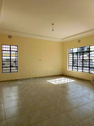 3bdrm Bungalow in Matasia, Merisho for sale - Image 5