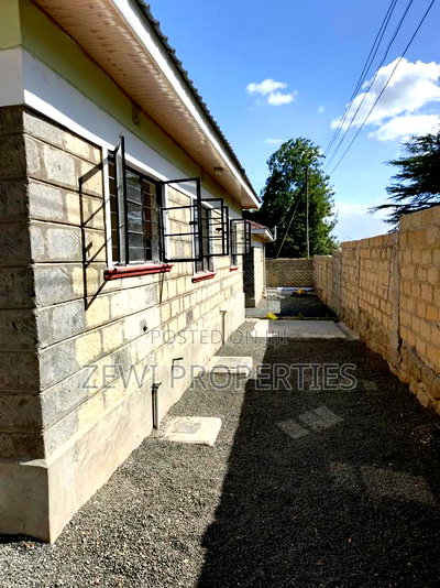 3bdrm Bungalow in Matasia, Merisho for sale - Image 10