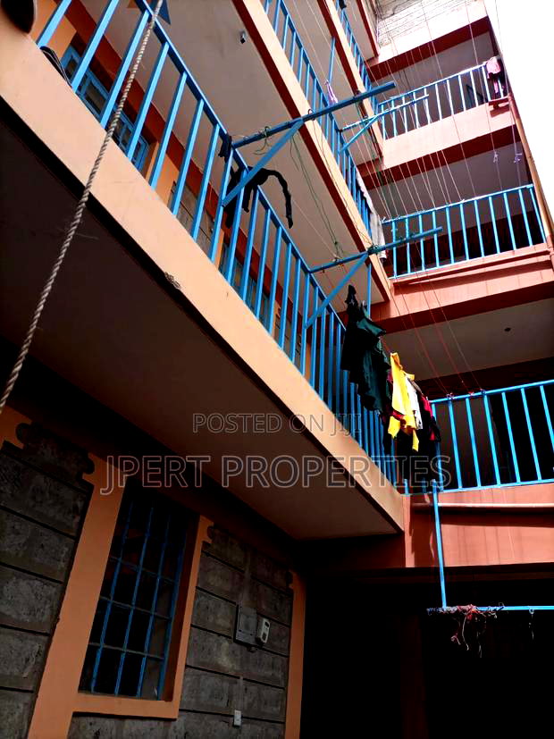 11bdrm Apartment in Kasarani Hunters for sale