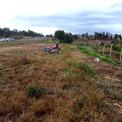 3/4 Land Touching Tarmac on Thika-Nairobi Highwy Near Kabati - Image 5