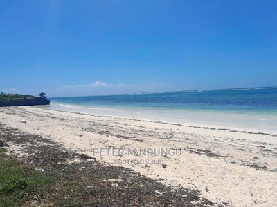 Prime Beach Land on Sale, North Coast - Image 6