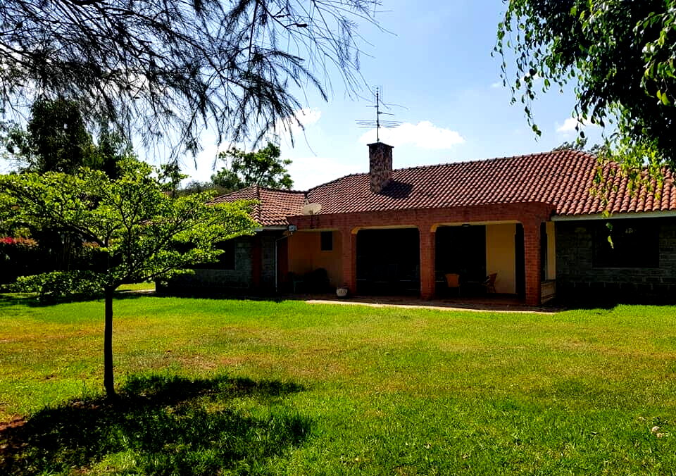 0.6-Acre Karen Bungalow with Sunken Lounge & Servants' Quarters