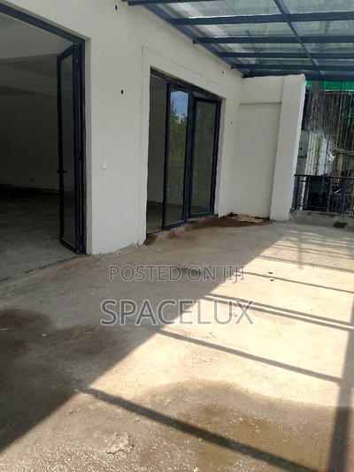 A Classic Mall Restaurants 2600sqft - Image 3