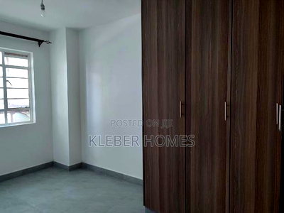 Studio Apartment in Ngara for sale - Image 8