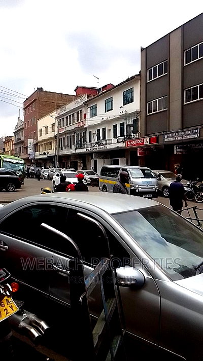 4bdrm Apartment in Nairobi Cbd for sale - Image 4