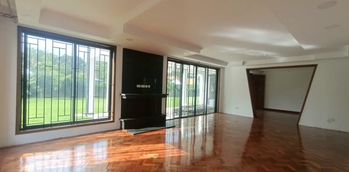 6-Ensuite Townhouse with Private Garden & Gated Security - Lavington