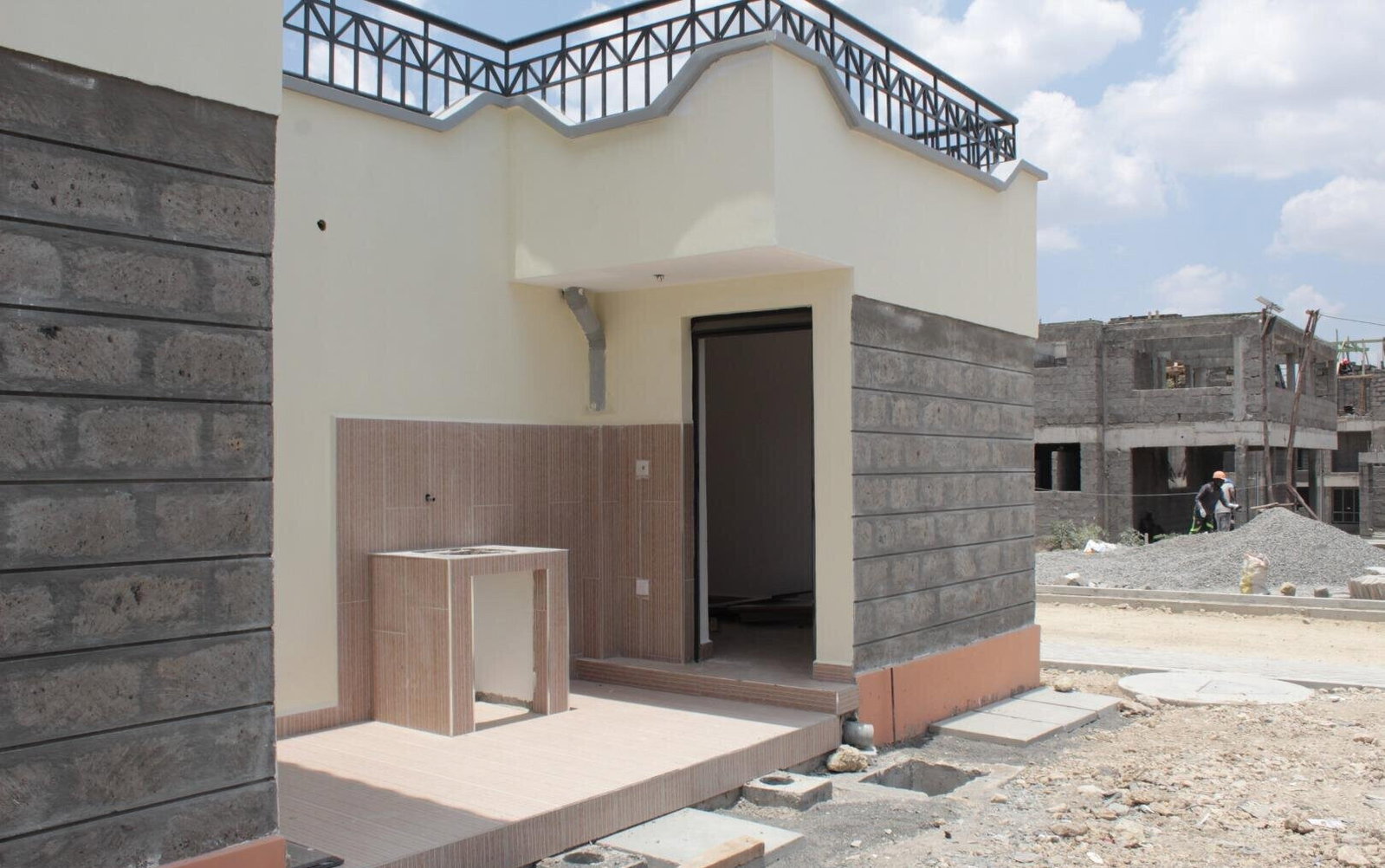 4BR Townhouse in KNH Pension Scheme Estate - Kitengela Pampas