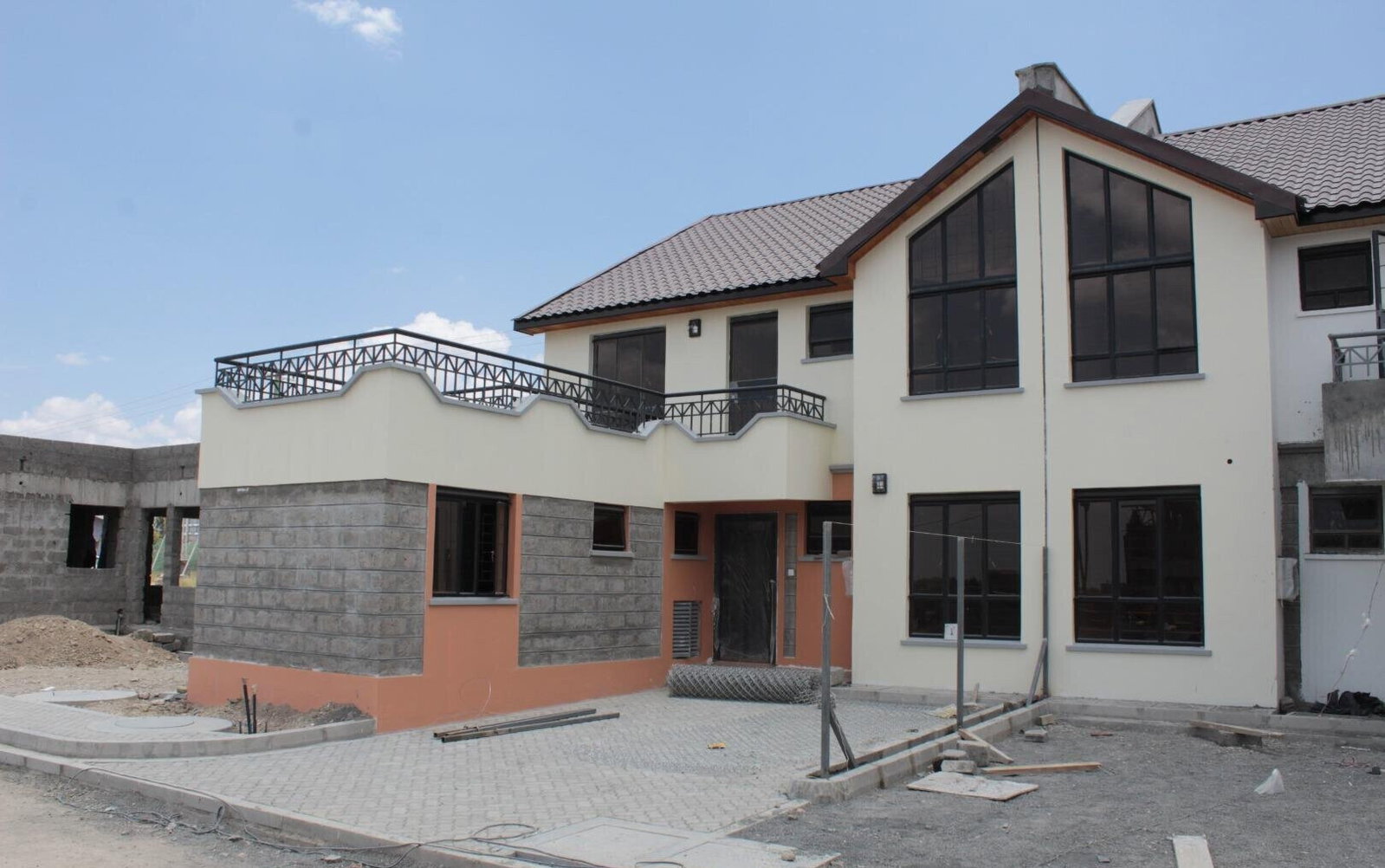 4BR Townhouse in KNH Pension Scheme Estate - Kitengela Pampas