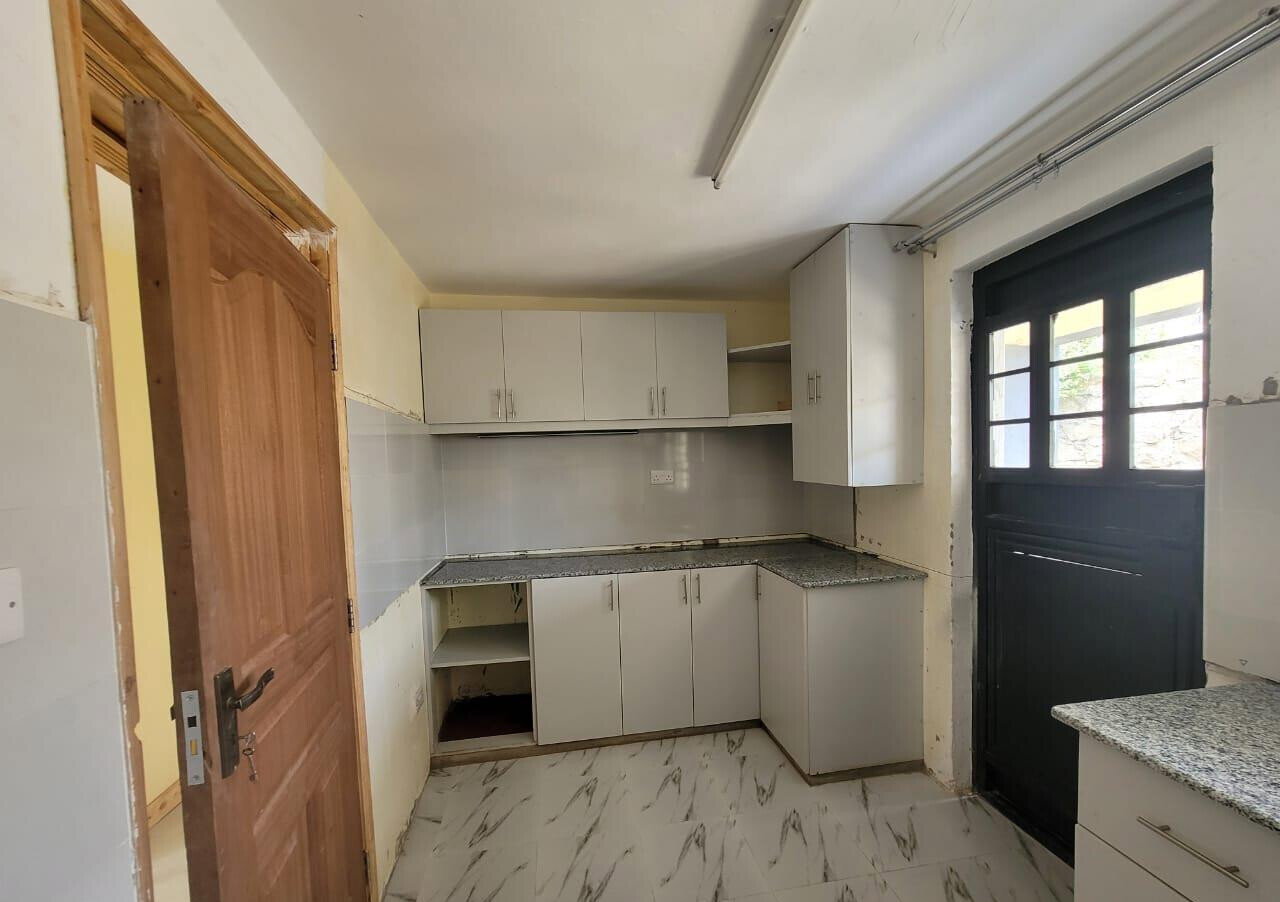 3BR House with Parking at KSh 45K