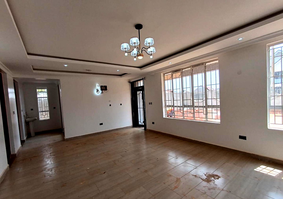 4BR Townhouse with DSQ & 50x100 Plot - Kamakis, Ruiru