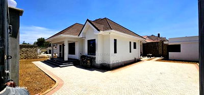 3bdrm Bungalow in Blossom, Elgon View for sale - Image 1