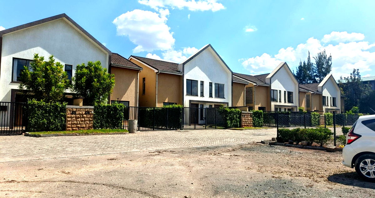 4-Bed Townhouse with En-Suite Bathrooms - Syokimau