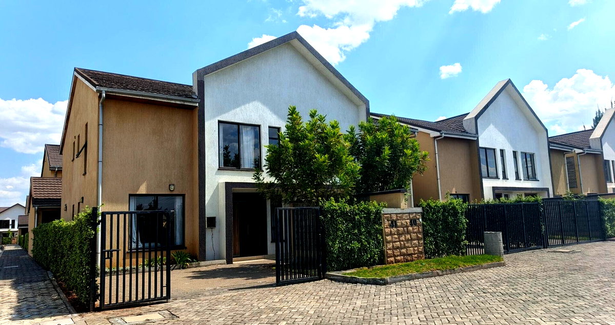 4-Bed Townhouse with En-Suite Bathrooms - Syokimau