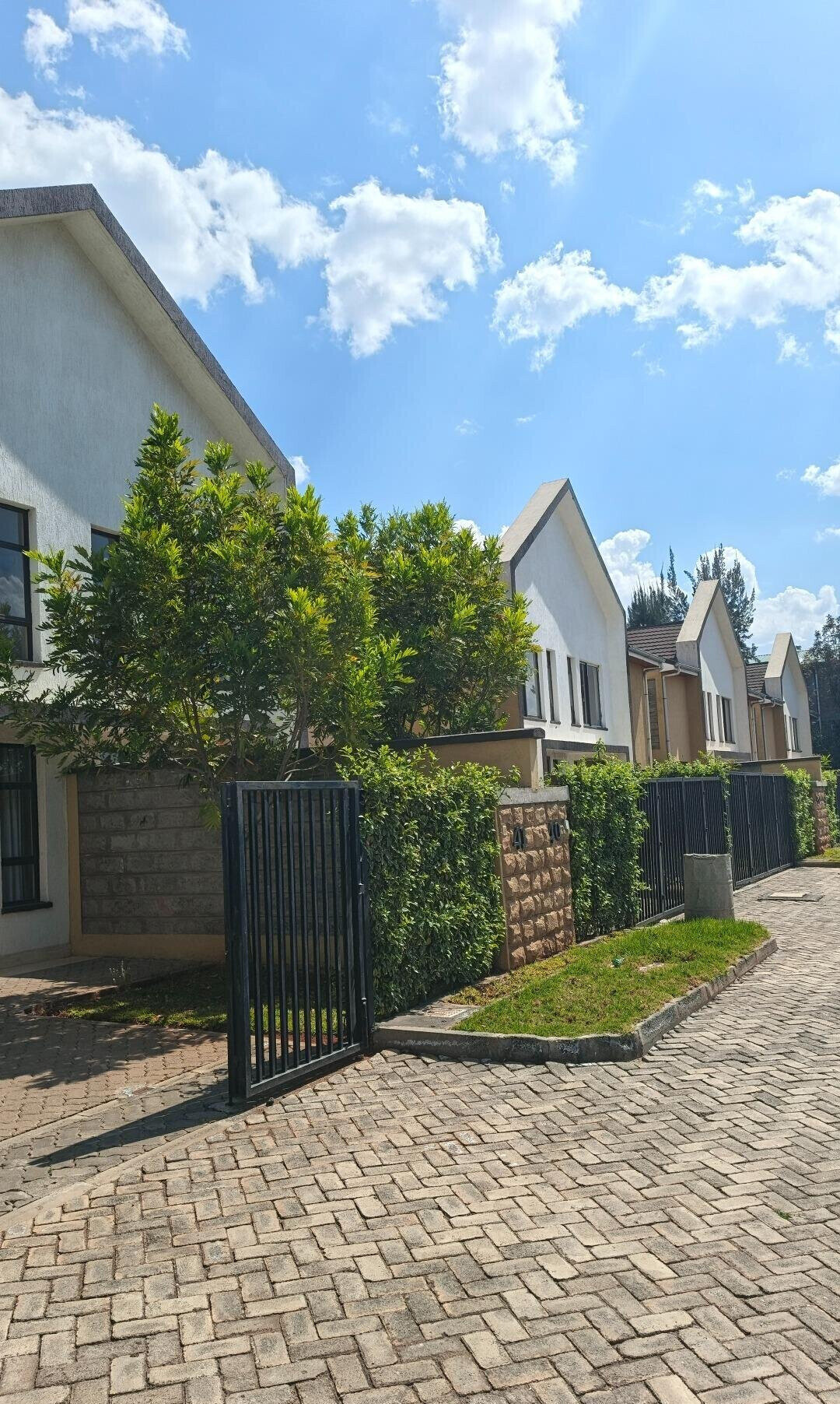 4-Bed Townhouse with En-Suite Bathrooms - Syokimau