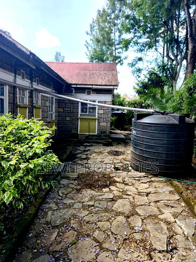 3bdrm Bungalow in Oluulua for sale - Image 8