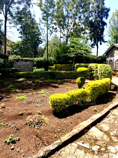 3bdrm Bungalow in Oluulua for sale - Image 2