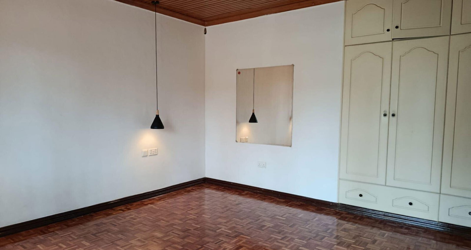 Half Acre 5BR Haven at KSh 640K