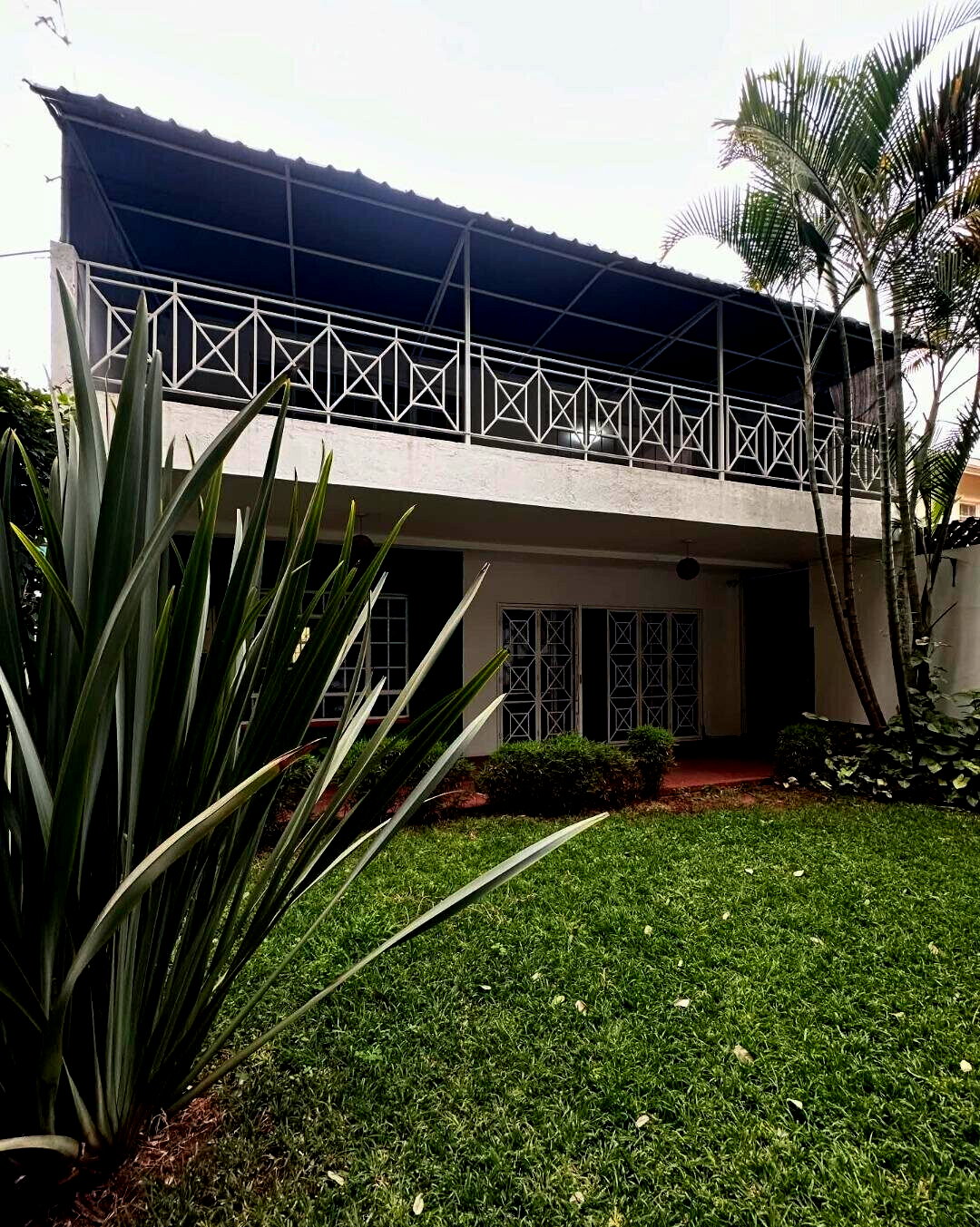 4BR Townhouse with Rooftop Terrace & DSQ - Kileleshwa