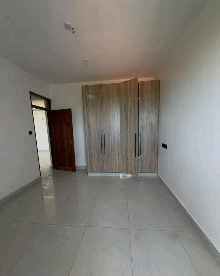 3BR Luxury Apartment with Pool & Beach Access - Nyali, Mombasa
