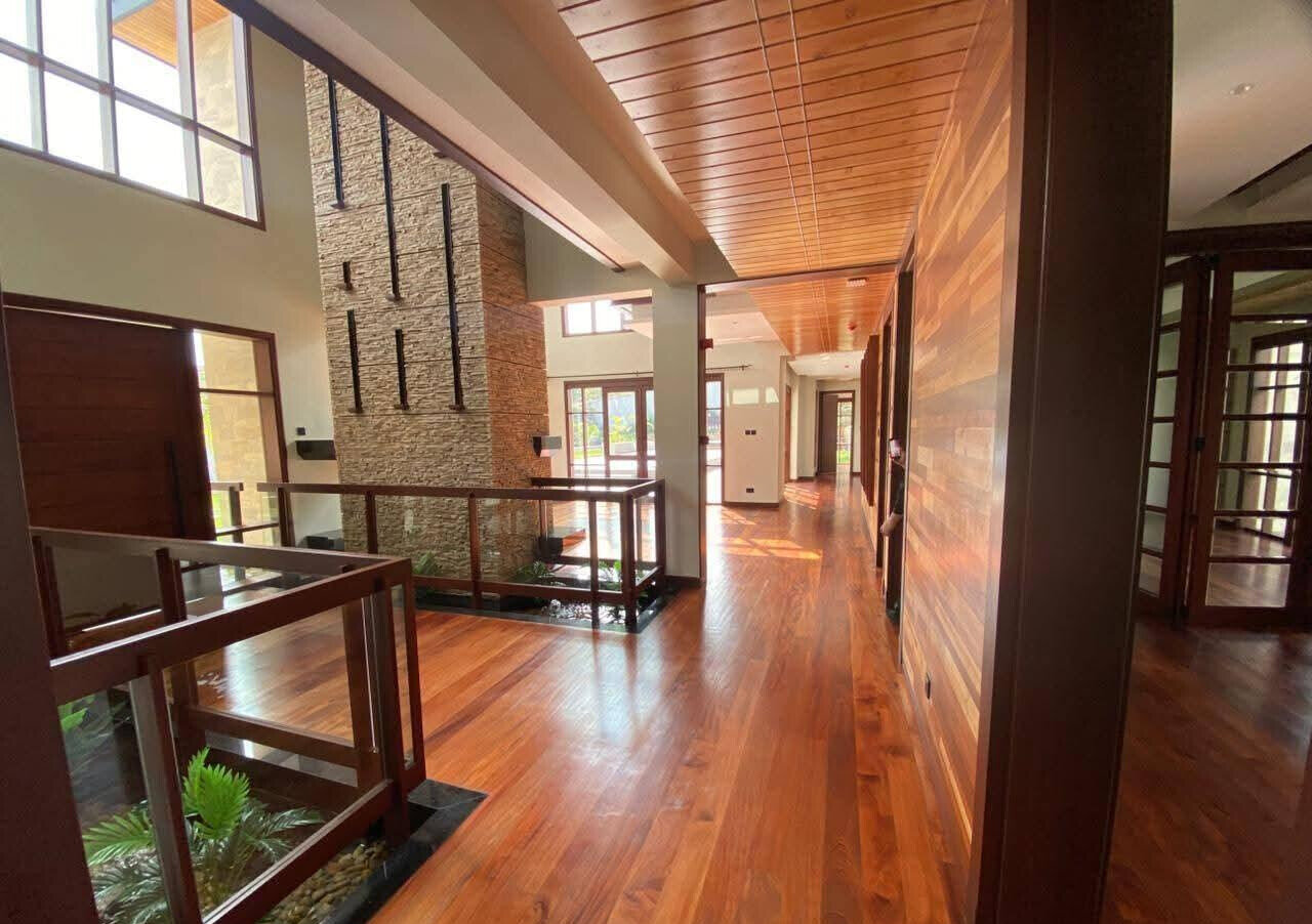 Ambassadorial 4BR Residence with Guest Wing & Pool - Runda
