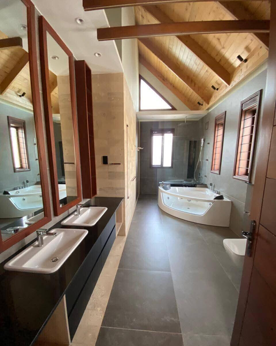 Ambassadorial 4BR Residence with Guest Wing & Pool - Runda