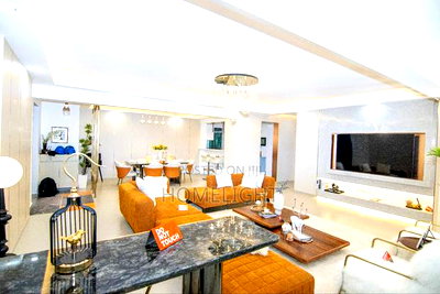 5bdrm Apartment in Valley Arcade for sale - Image 2