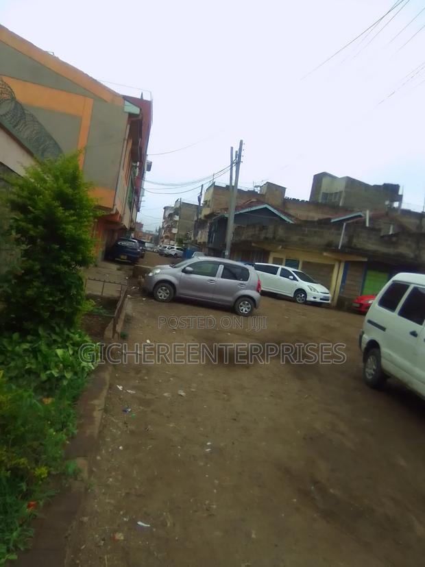 2bdrm Block of Flats in Kangundo Road, Komarock for sale