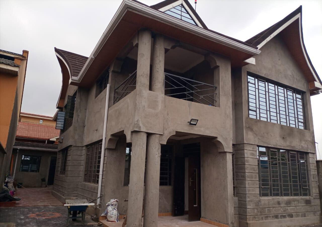 90% Complete 4BR All-Ensuite Townhouse with 20K Tank - Membley