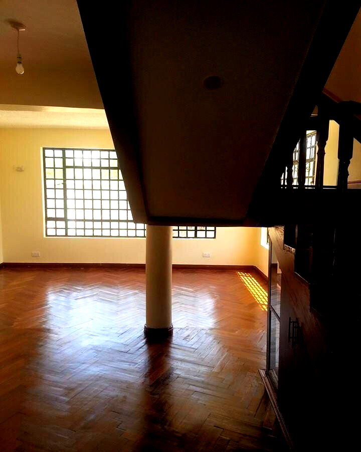 Wooden-Floor 4BR Townhouse with CCTV & Expansion Space - Syokimau