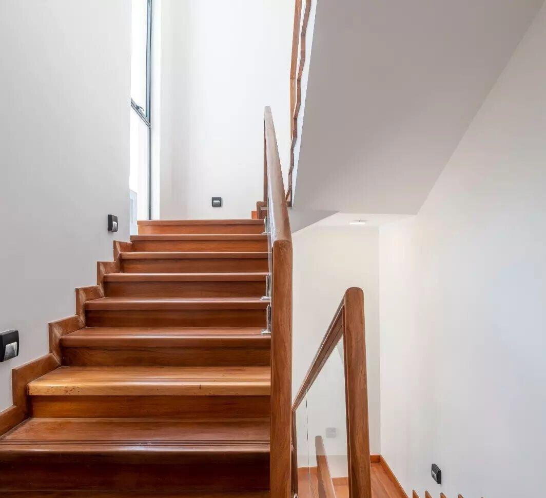 Ultra-Modern 5-Bed Townhouse in Exclusive Gated Community - Lavington