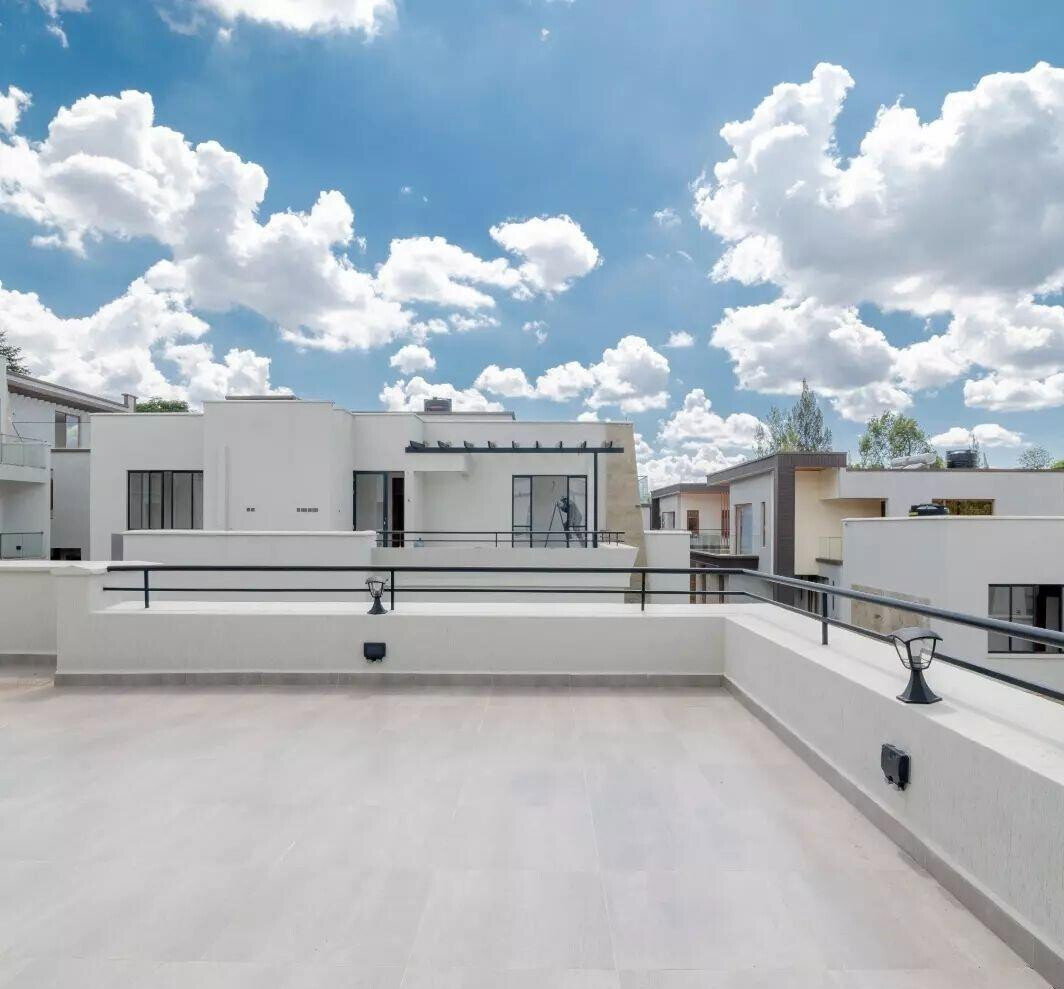 Ultra-Modern 5-Bed Townhouse in Exclusive Gated Community - Lavington