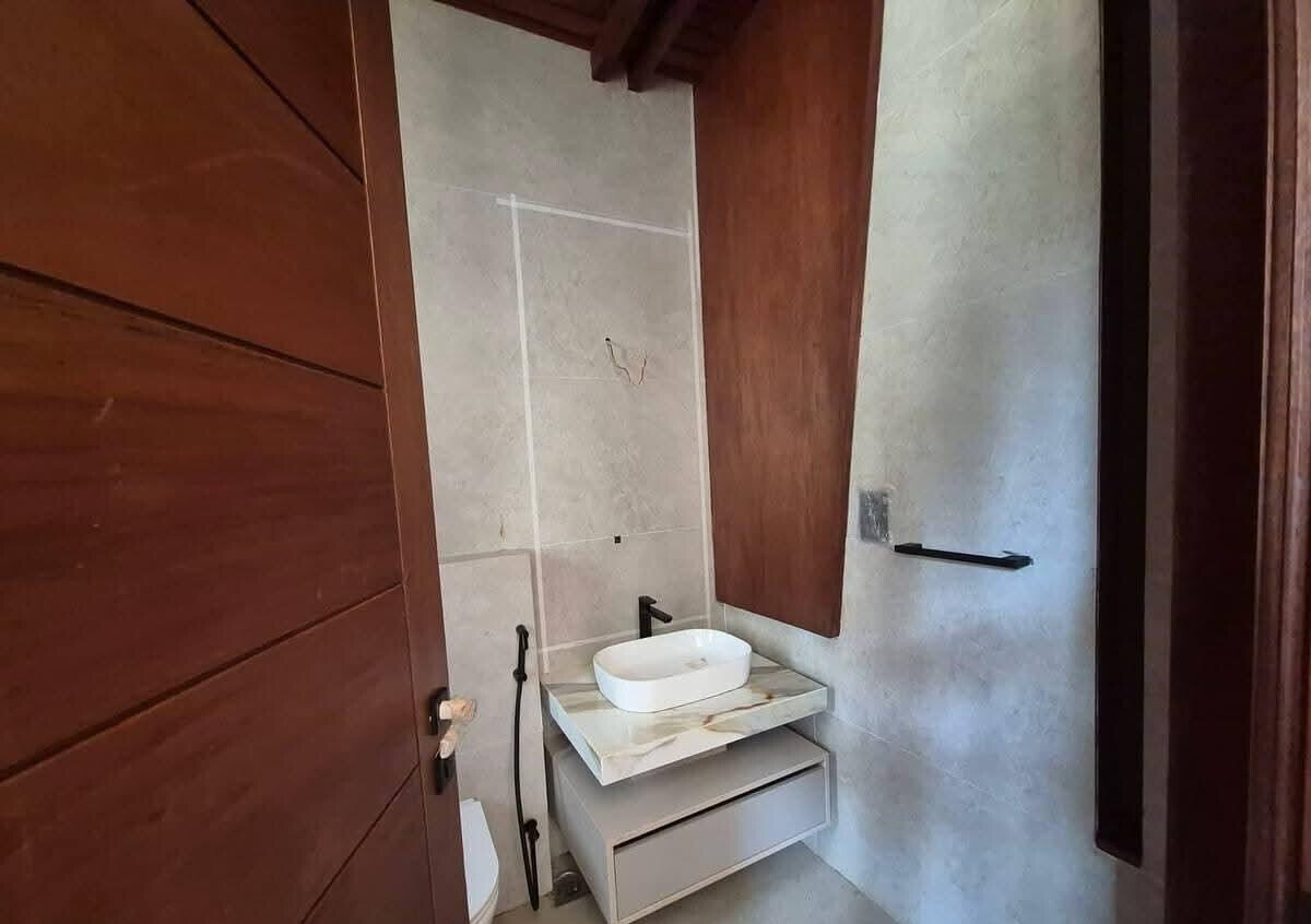 4BR All-Ensuite Villa with Private Lift & Staff Quarters - Runda