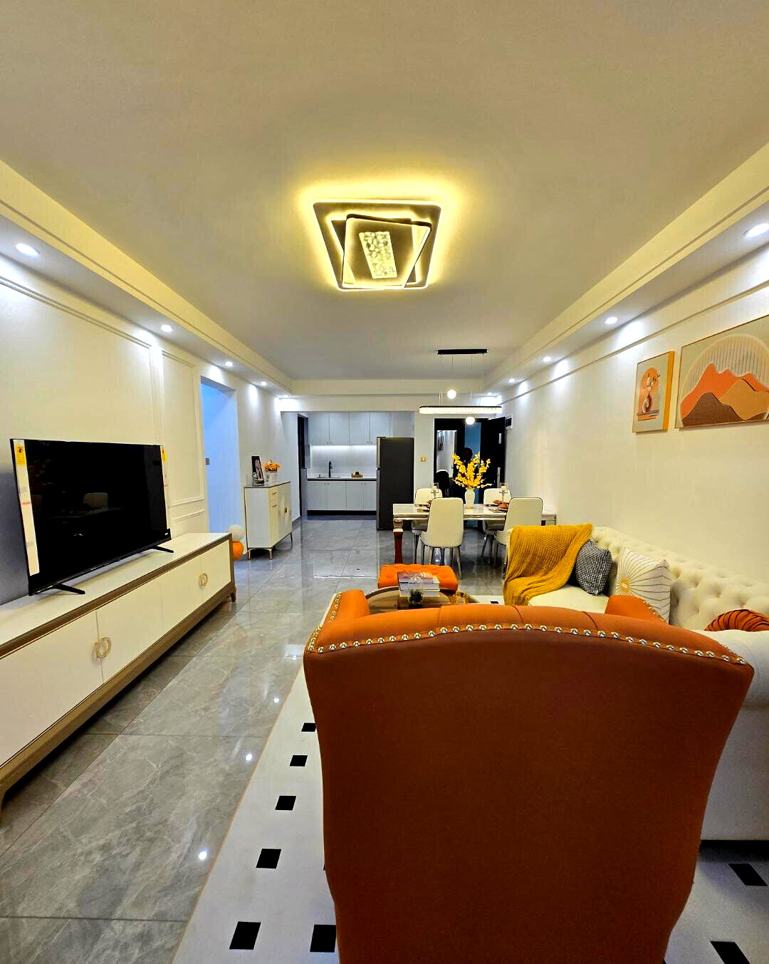 2BR at Crescent Residency with Coffee Lodge & Pool - Kileleshwa