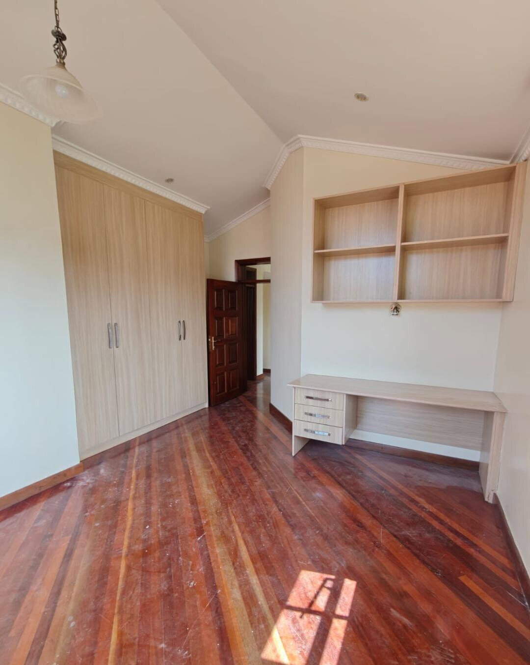 KSh 400K 4BR Garden Oasis