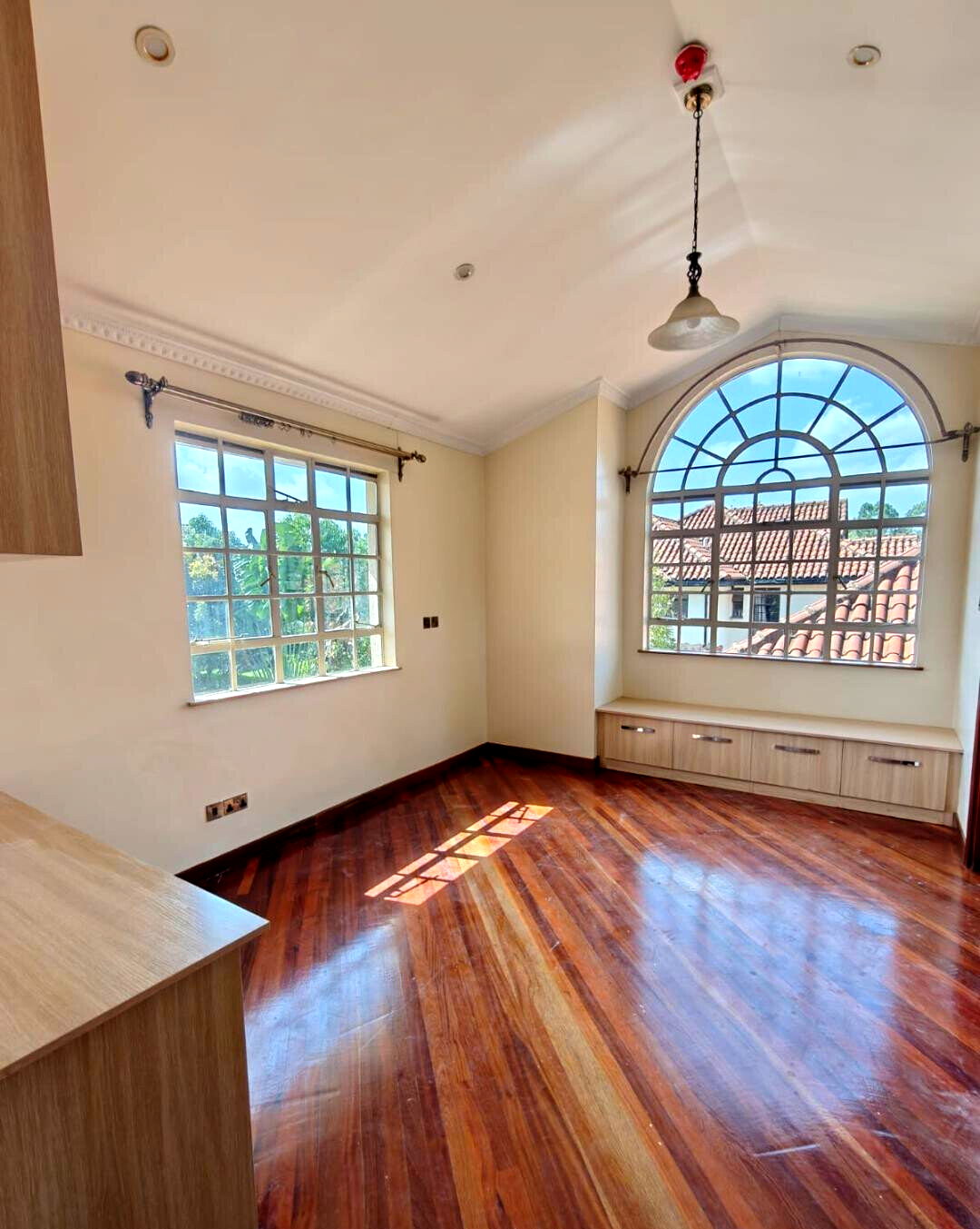 KSh 400K 4BR Garden Oasis