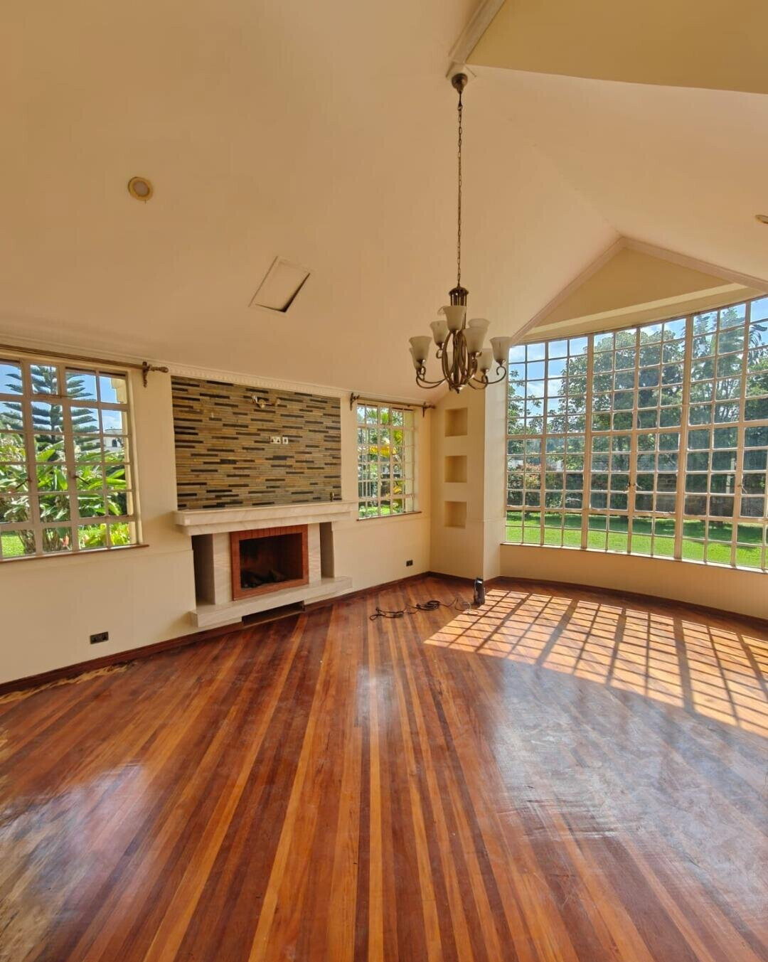 KSh 400K 4BR Garden Oasis