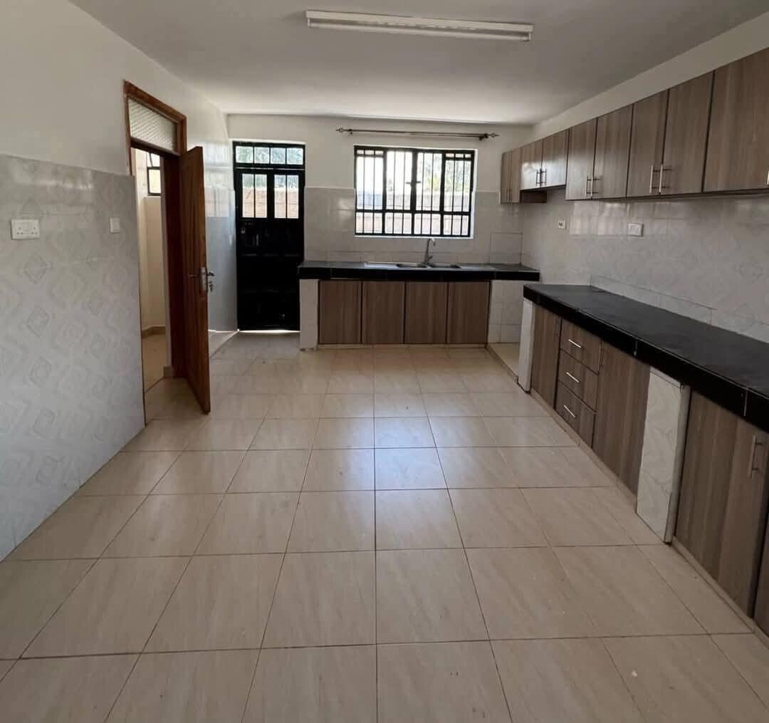4BR All-Ensuite Townhouse with DSQ & Borehole - Kitengela